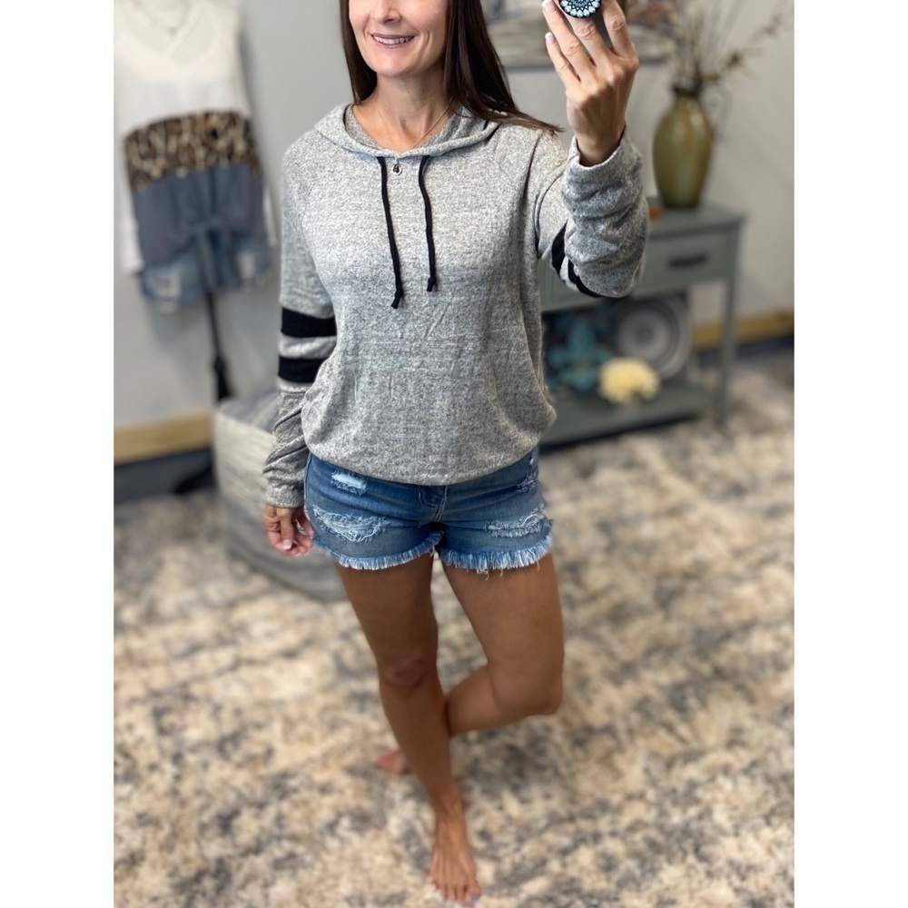 Sporty Hacci Contrast Long Sleeve Hoodie Gray 1918